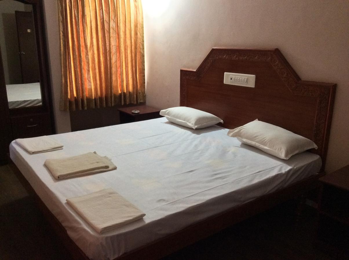 Sakthi Lodge Dharapuram Oda fotoğraf