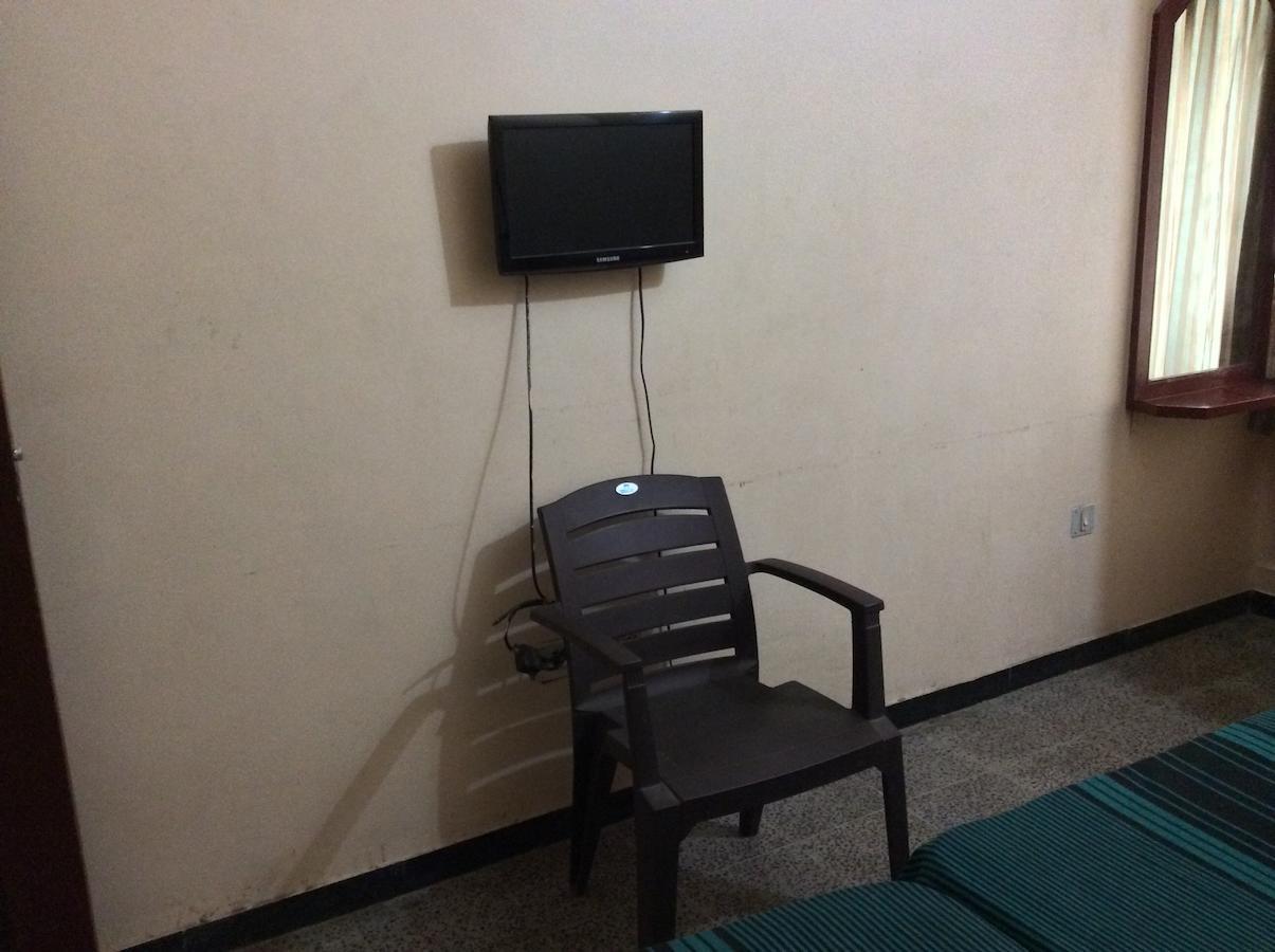 Sakthi Lodge Dharapuram Dış mekan fotoğraf
